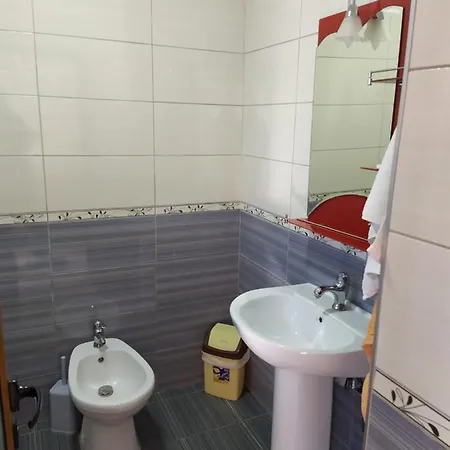 Villa Hotel Restaurant Laura 3* Voskopojë