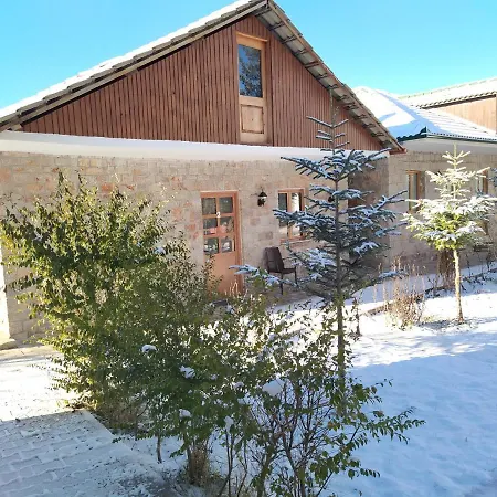 Villa Hotel Restaurant Laura 3*